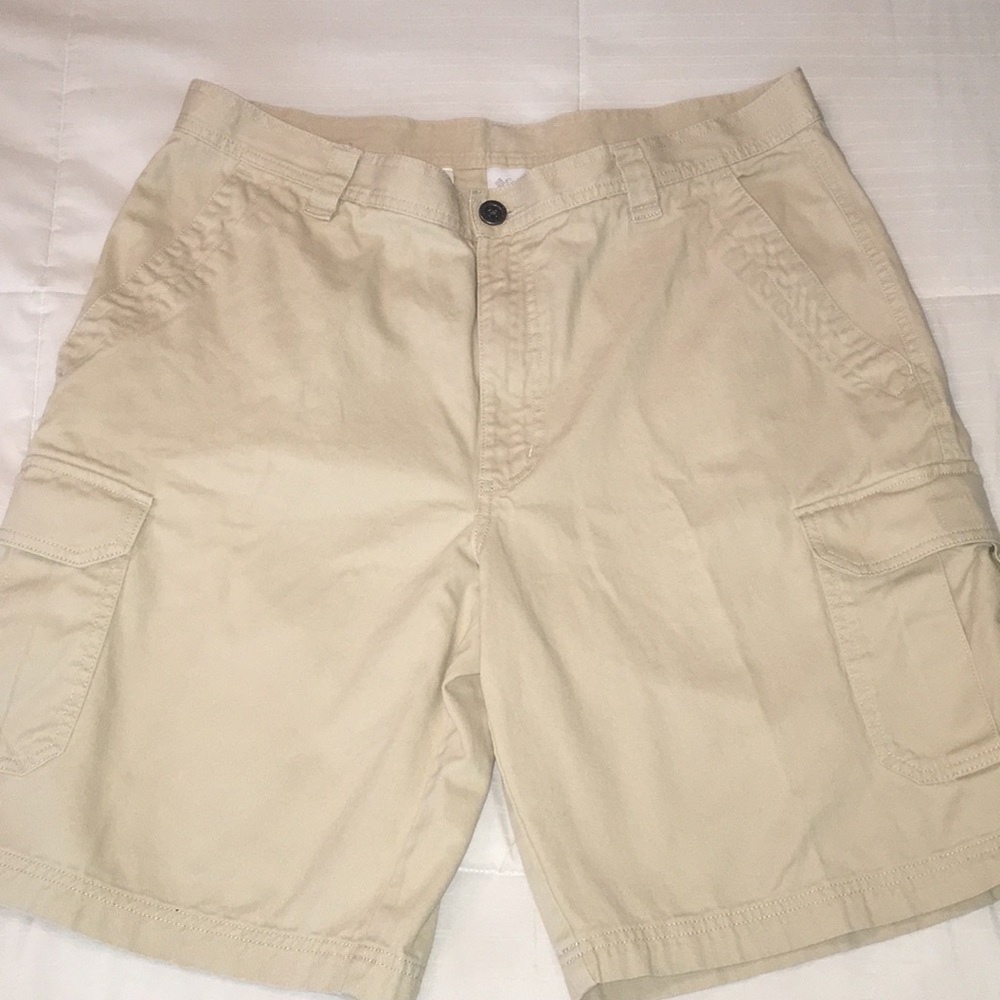 Columbia men’s cargo shorts